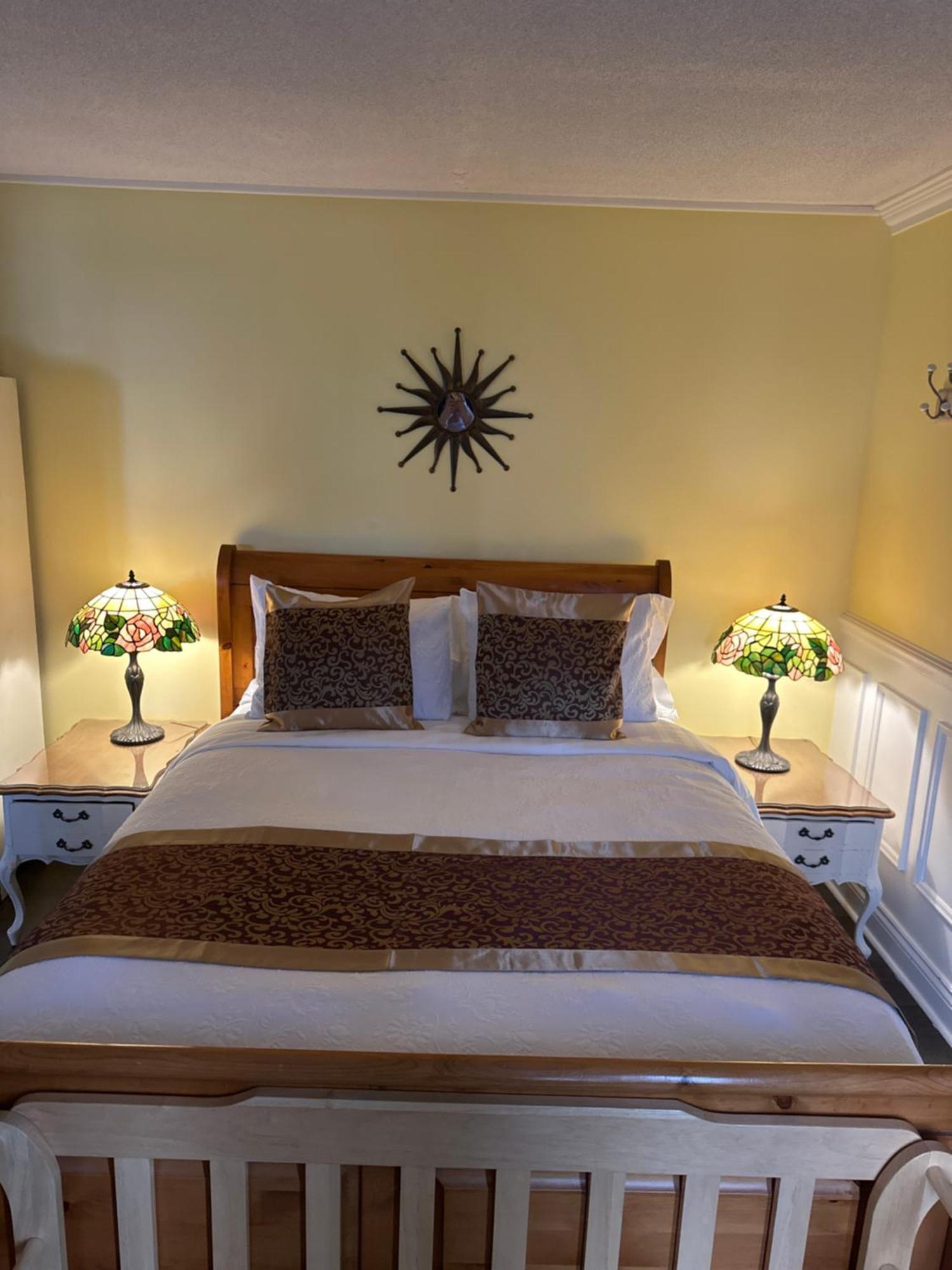 Blue Gables Bed And Breakfast Niagara Falls Exterior foto