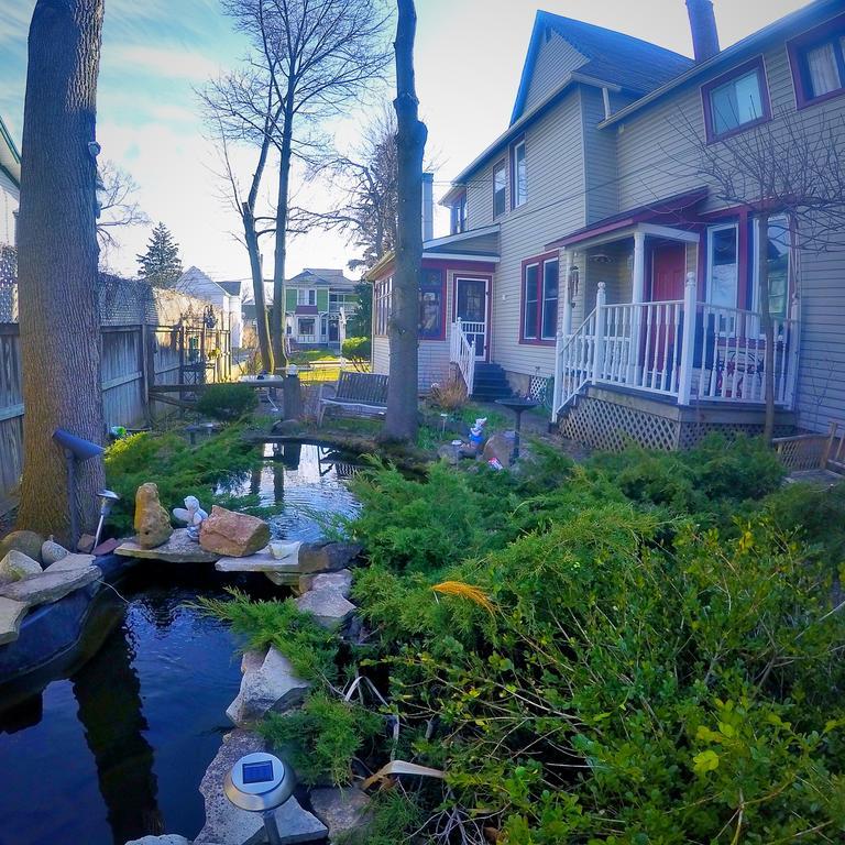 Blue Gables Bed And Breakfast Niagara Falls Exterior foto