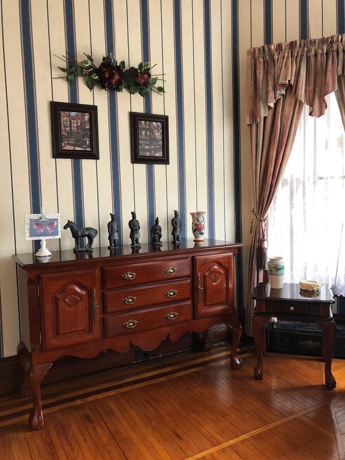 Blue Gables Bed And Breakfast Niagara Falls Exterior foto