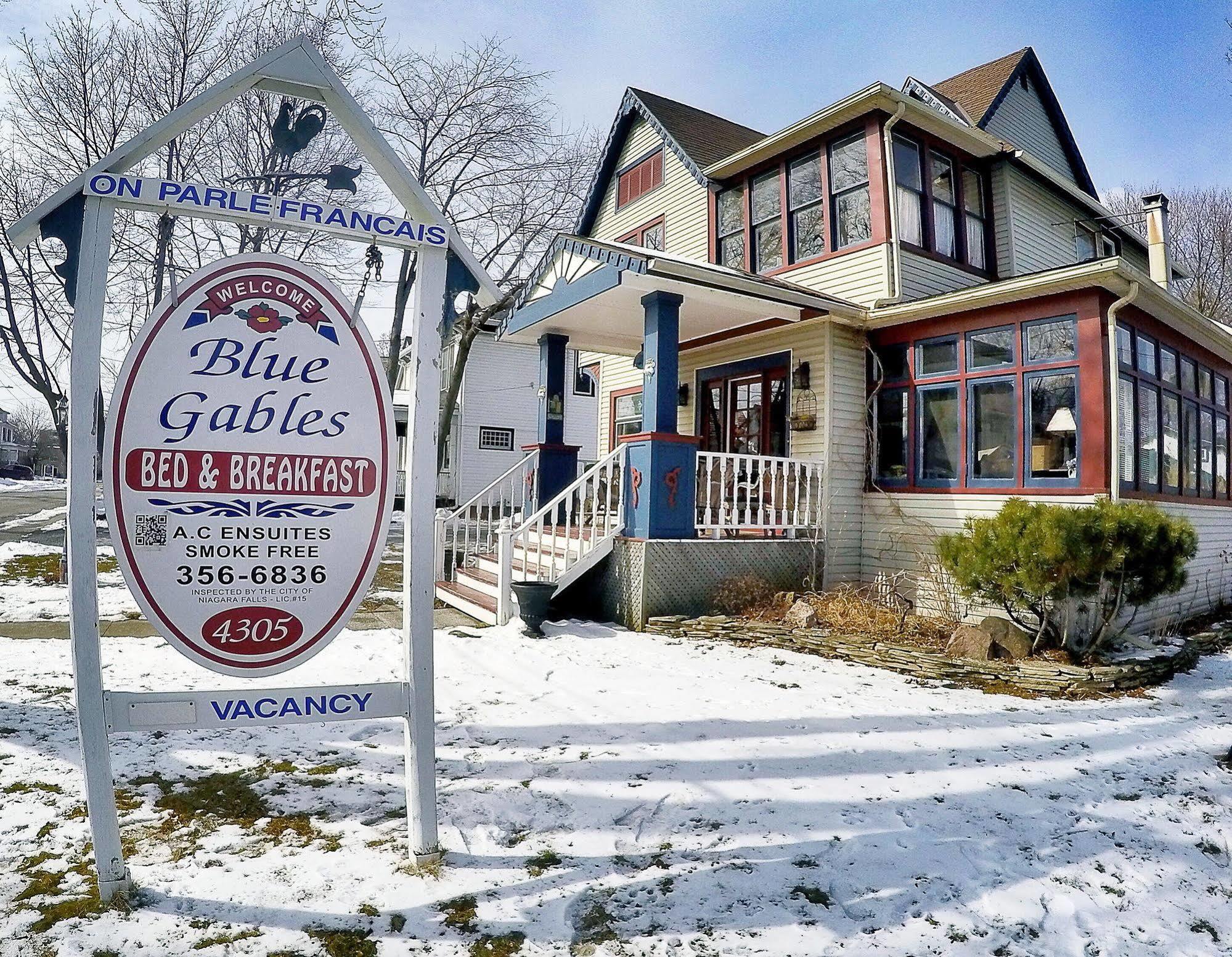 Blue Gables Bed And Breakfast Niagara Falls Exterior foto