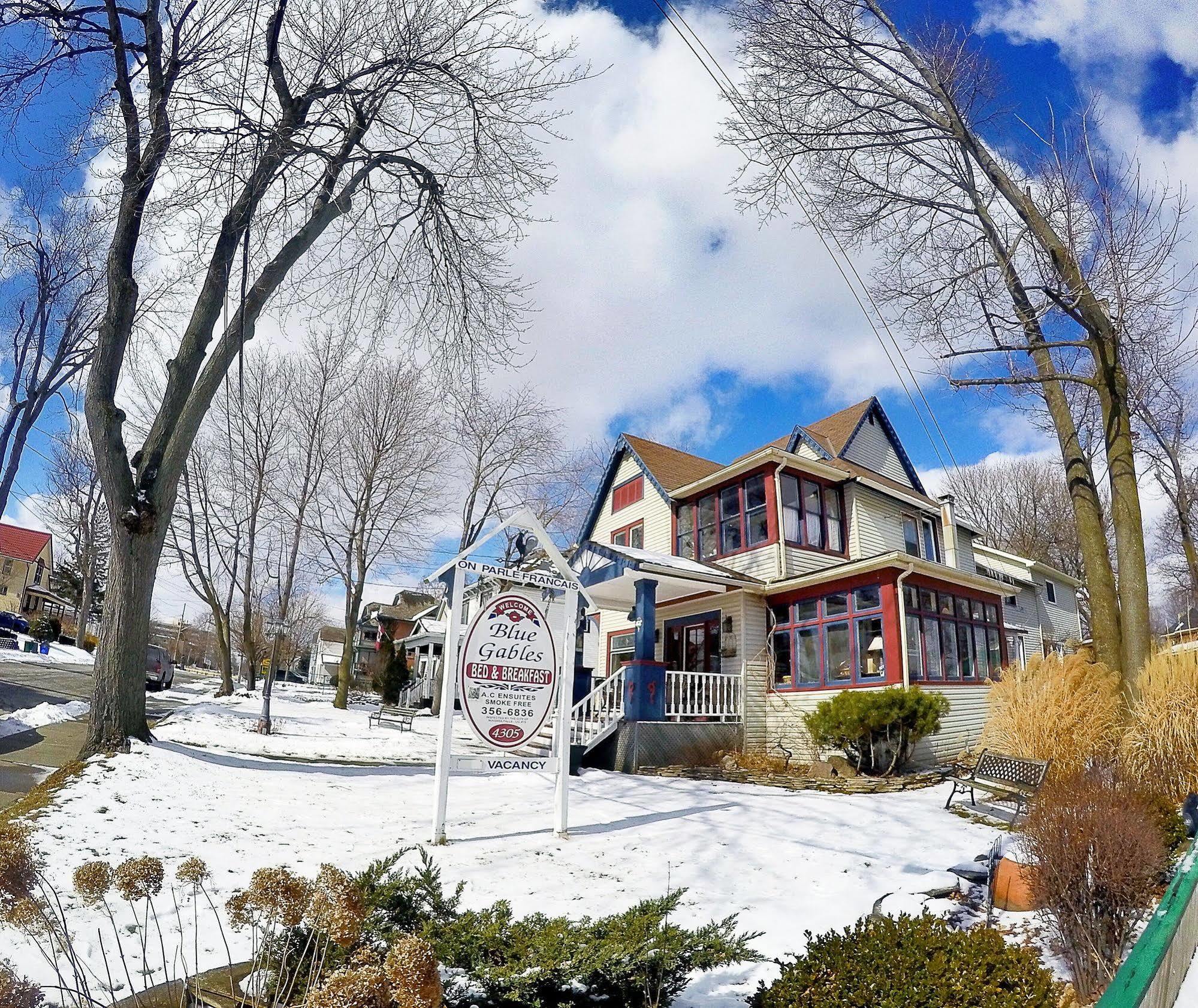Blue Gables Bed And Breakfast Niagara Falls Exterior foto